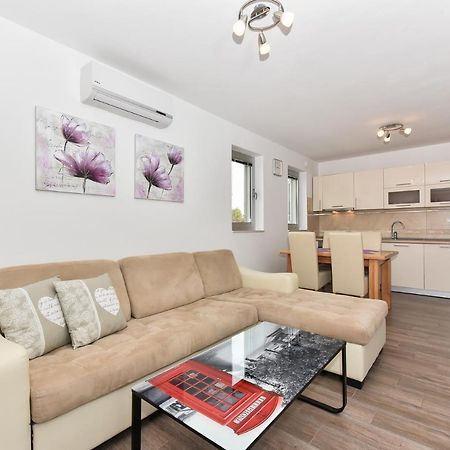 Apartmani Iva Вир Экстерьер фото