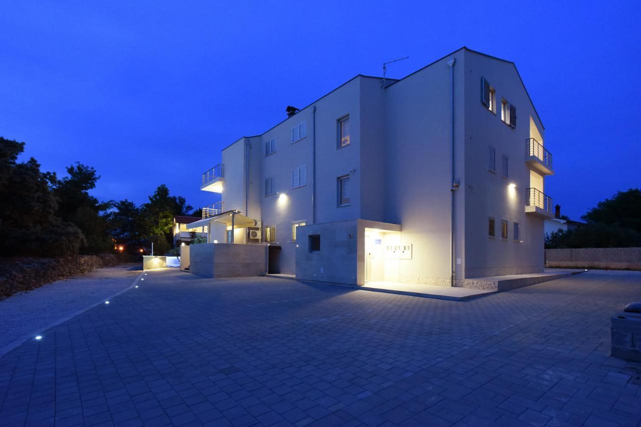 Apartmani Iva Вир Экстерьер фото