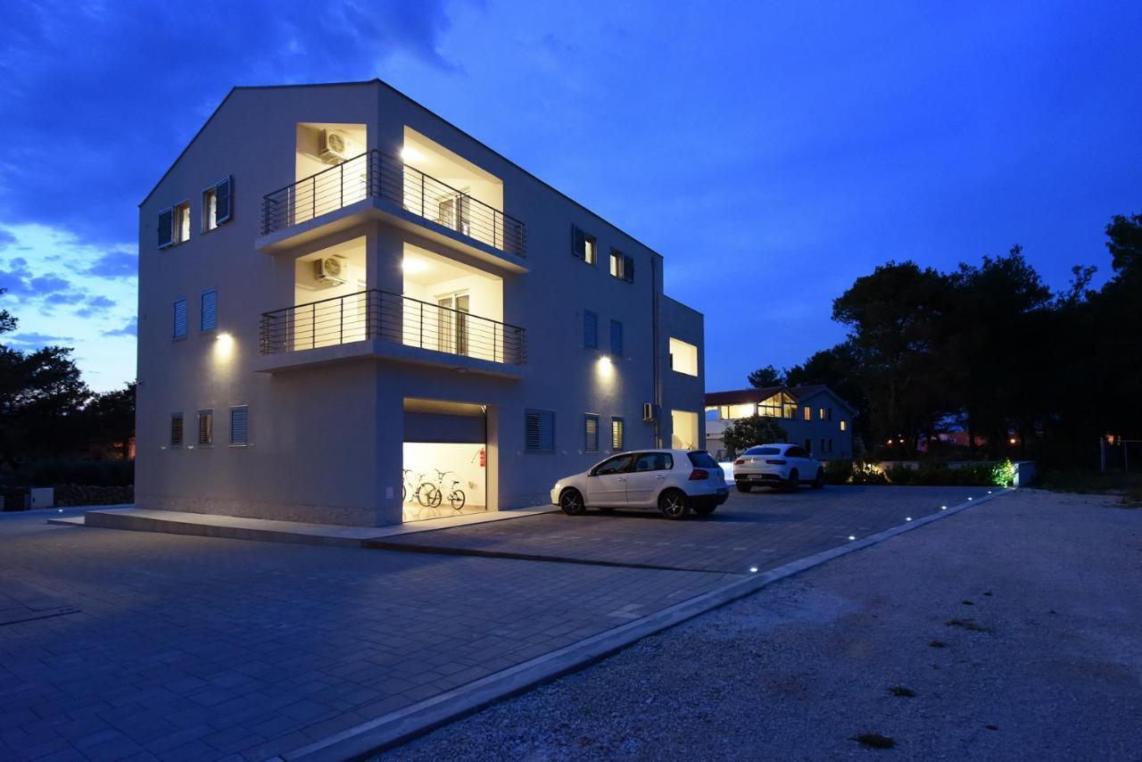Apartmani Iva Вир Экстерьер фото