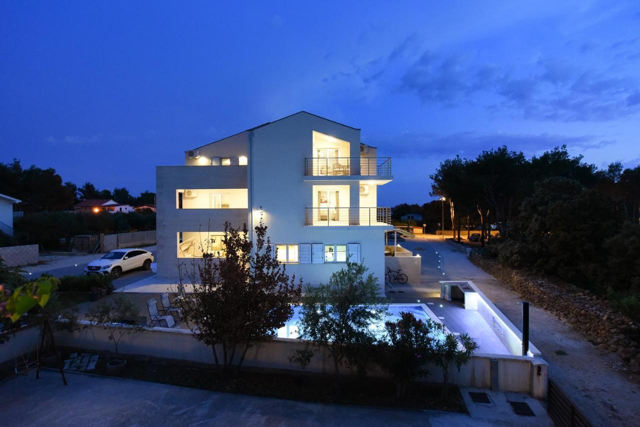 Apartmani Iva Вир Экстерьер фото