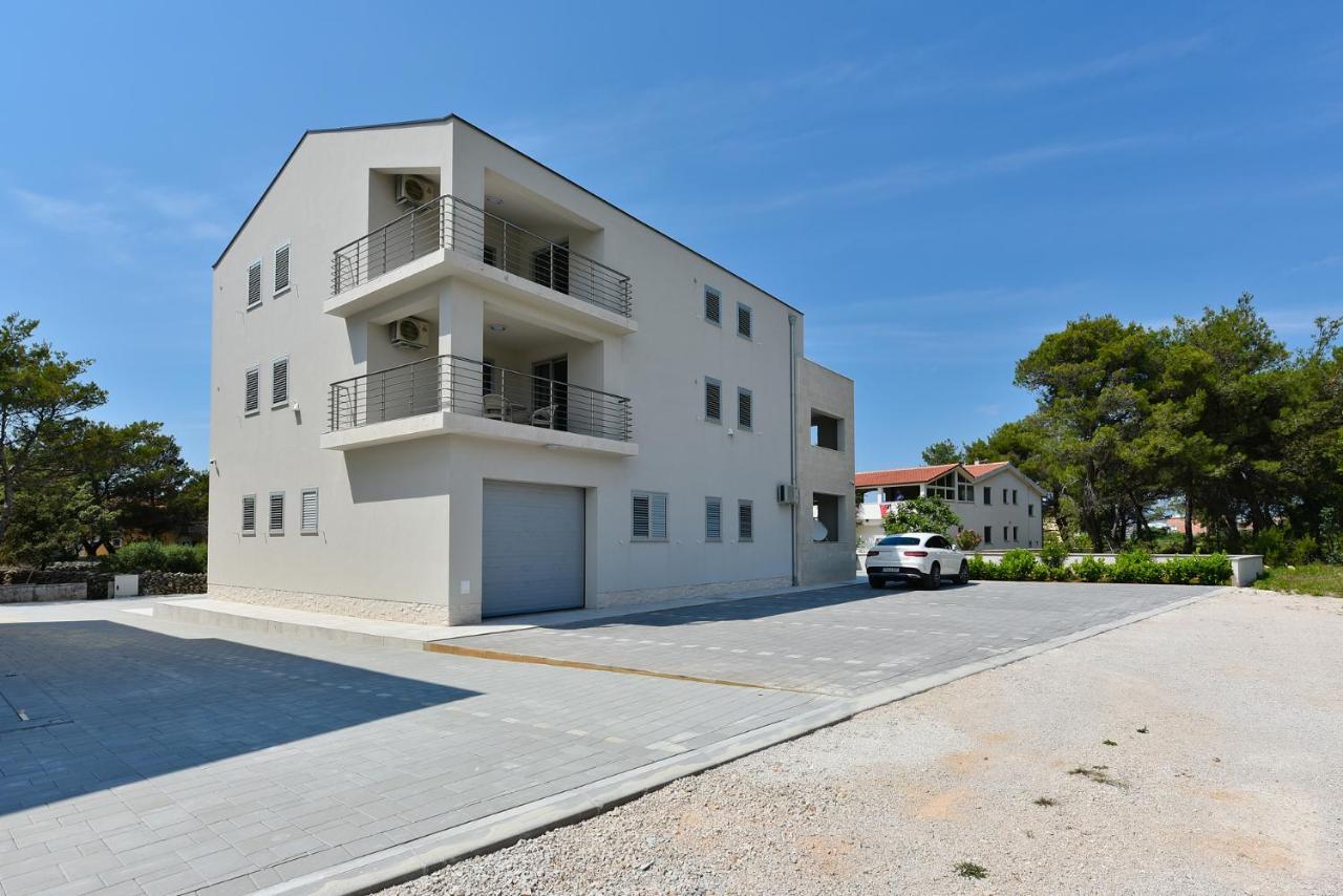 Apartmani Iva Вир Экстерьер фото