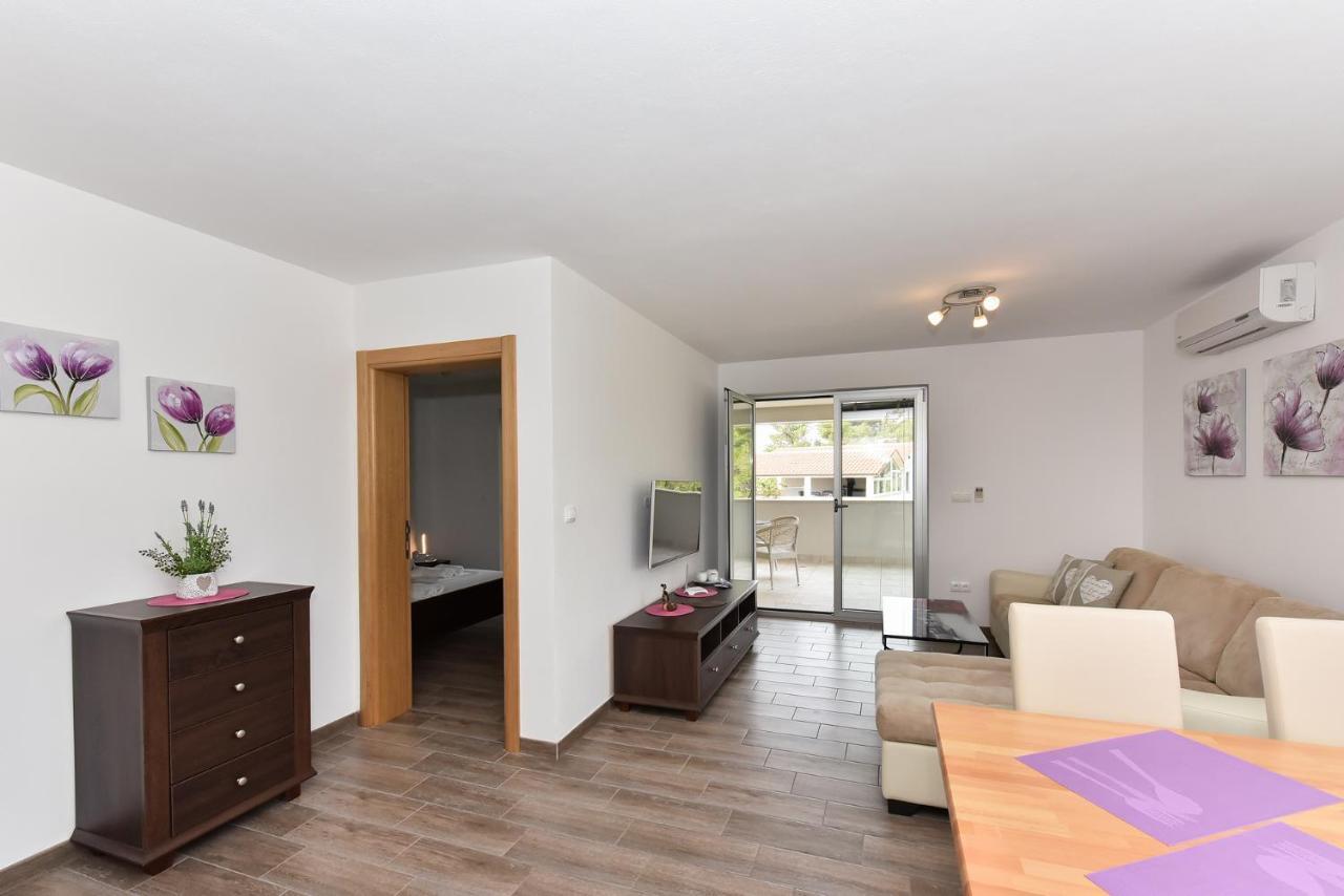 Apartmani Iva Вир Экстерьер фото