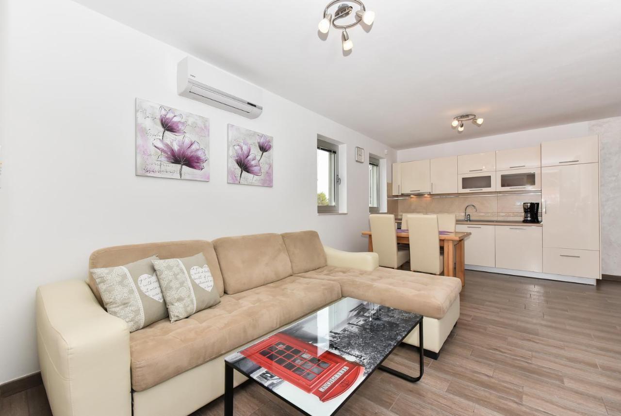 Apartmani Iva Вир Экстерьер фото