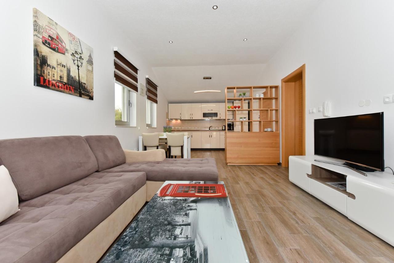 Apartmani Iva Вир Экстерьер фото