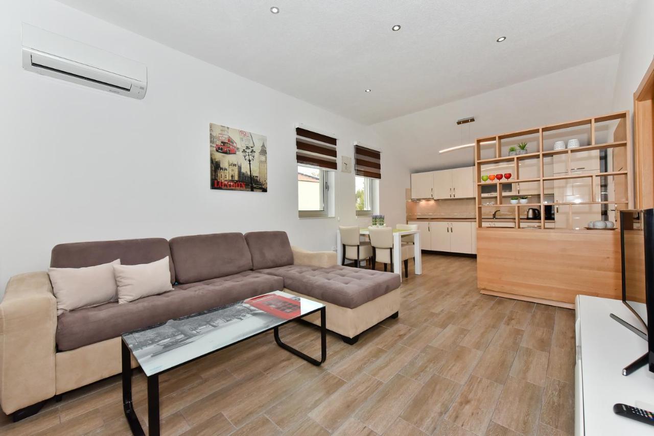 Apartmani Iva Вир Экстерьер фото