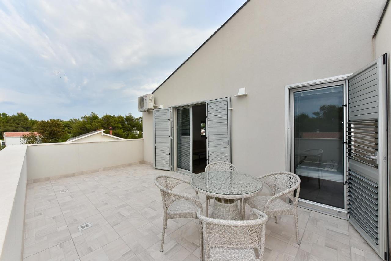 Apartmani Iva Вир Экстерьер фото