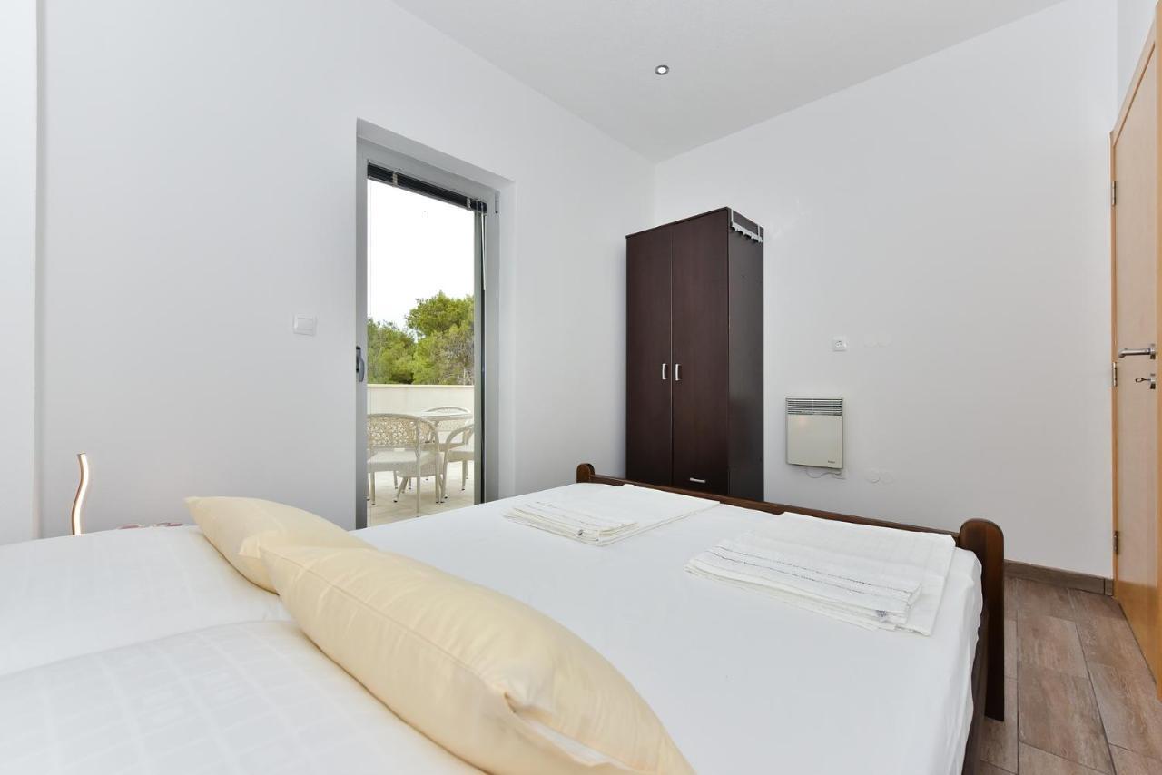 Apartmani Iva Вир Экстерьер фото