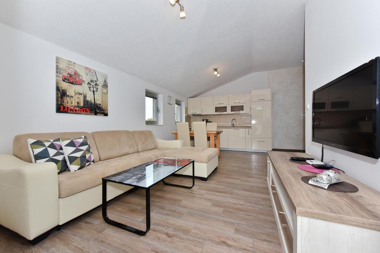 Apartmani Iva Вир Экстерьер фото